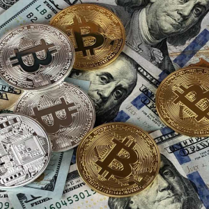 Bitcoin against fiat: Comparing Bitcoin with 300 year-old Pound