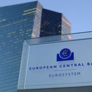 Top European Central Bank official discusses the adoption of CBDC at a crypto event
