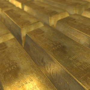 Second Wave To Push Gold Price To $2000, According to Goldman Sachs and Peter Schiff