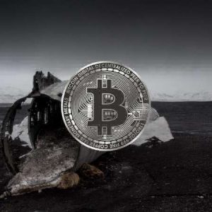 Crypto Black Monday: Bitcoin Lost $700 on Rising COVID-19 Second Wave Fears
