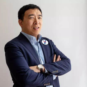 US Presidential Candidate Andrew Yang Says Regulations Can’t Stop People To Buy Bitcoin