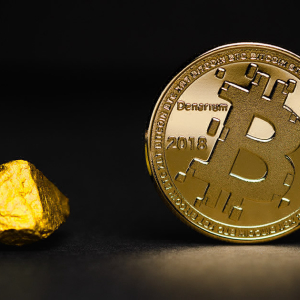 Bitcoin’s correlation with gold is critical as fears of a stock market collapse grow