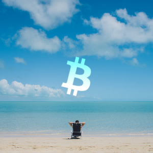“Don’t vacation yet”: Stablecoin supply suggests Bitcoin and altcoins could rally further