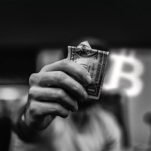 Ex-Goldman Sachs exec: Whether the US dollar falls or rallies, Bitcoin will explode higher