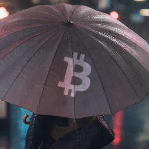 Analyst who predicted Bitcoin rally to $18,000 begins to build a short position