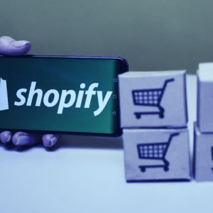 Crypto-friendly Shopify’s shares peak during COVID-19 pandemic