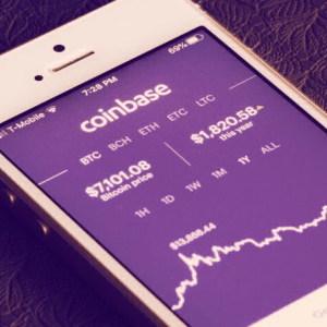 Coinbase launches price oracle for better DeFi data