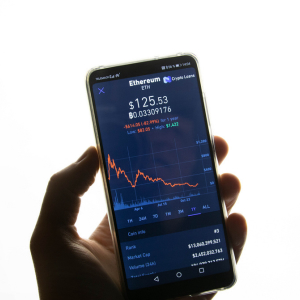 After Samsung, Opera Offers an Ethereum Wallet as ETH Prices Add 12.6%