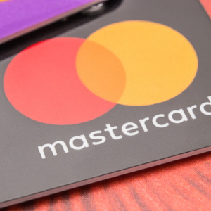Mastercard CEO Ajay Banga Dismisses Cryptocurrency as Junk