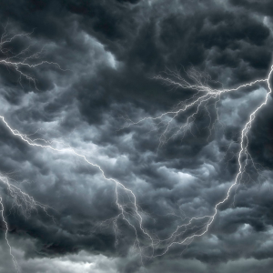 XRP’s 30% Decline Falls To Bottom Of Cloud, Stormy Days Ahead If Support Fails