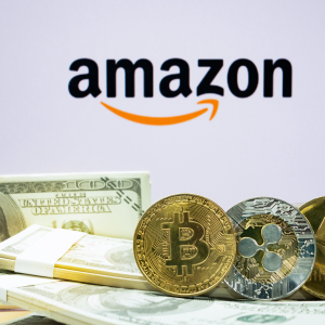 Analyst: Amazon Stock Fractal Is “Anti-FOMO” For Bitcoin