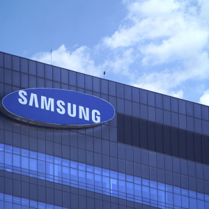 Samsung Partners with Dutch Bank and Port to Pilot Blockchain Solution for Shipping Industry
