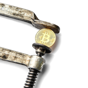 Bitcoin Price Rallies To $7700 In Bearish Sentiment Short Squeeze