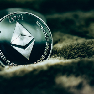Ethereum Price Watch: Currency Stays Put Near $215 Region in Wake of Fresh New Exit Scam
