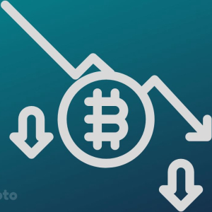 Peter Schiff Condemns Bitcoin For Lingering Below $10k Despite Its “Amazing Fundamentals”